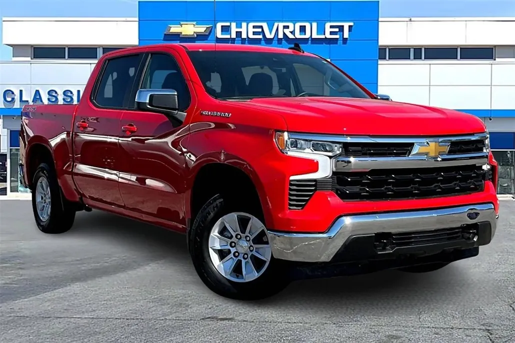 2025 Chevrolet Silverado 1500 LT photo 1