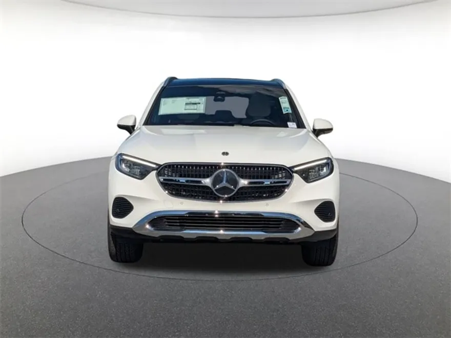 2026 Mercedes Benz GLC 300 4MATIC photo 1