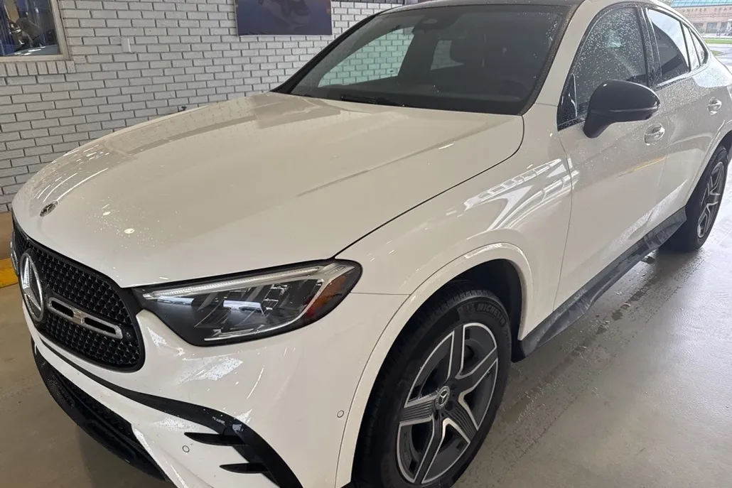 2024 Mercedes Benz GLC 300 Coupe photo 1