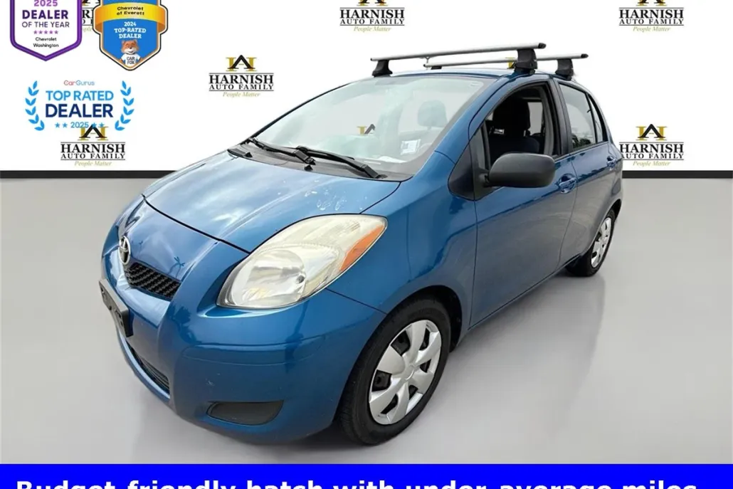 2009 Toyota Yaris S photo 1