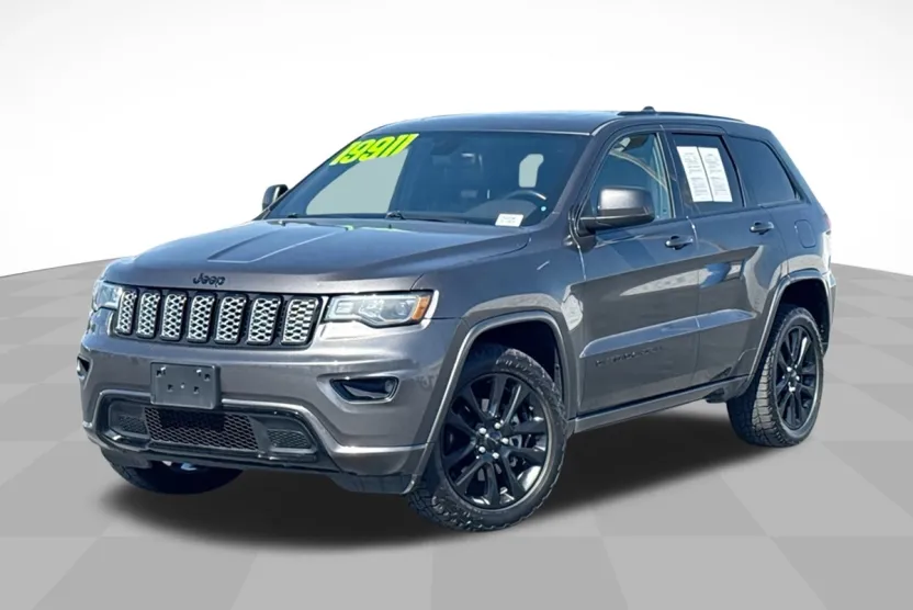 2018 Jeep Grand Cherokee Altitude photo 1