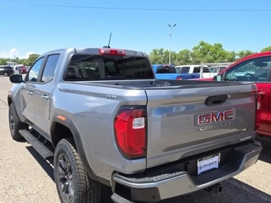 2025 Gmc Canyon Elevation photo 1