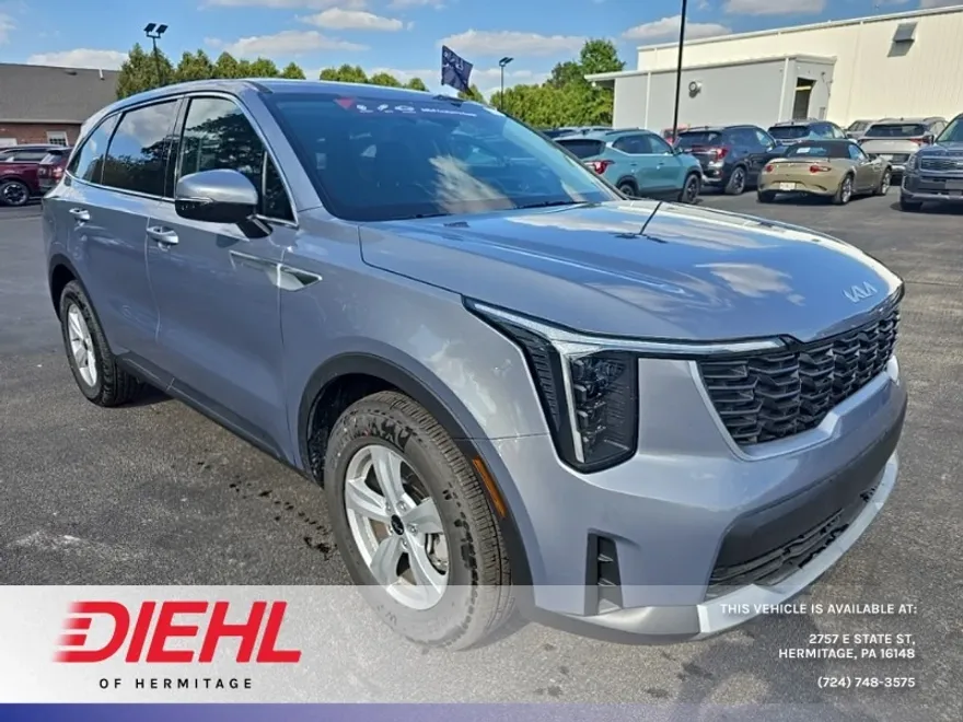 2025 Kia Sorento LX photo 1
