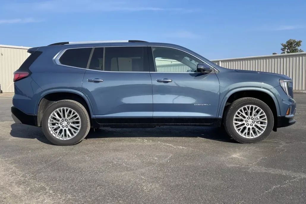 2025 Gmc Acadia Denali photo 1