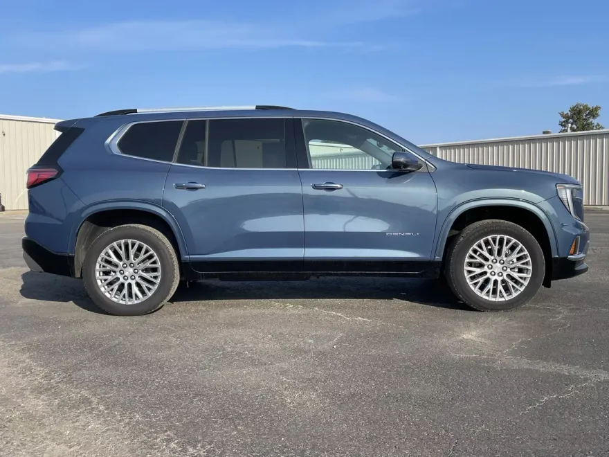 2025 Gmc Acadia Denali photo 1