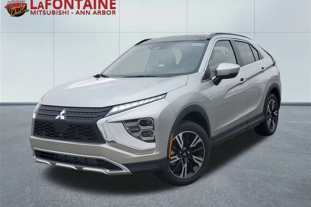 2025 Mitsubishi Eclipse Cross SE photo 1