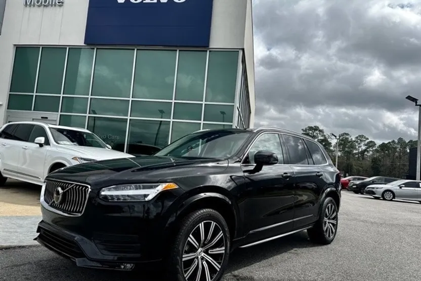2023 Volvo XC90 AWD Core photo 1