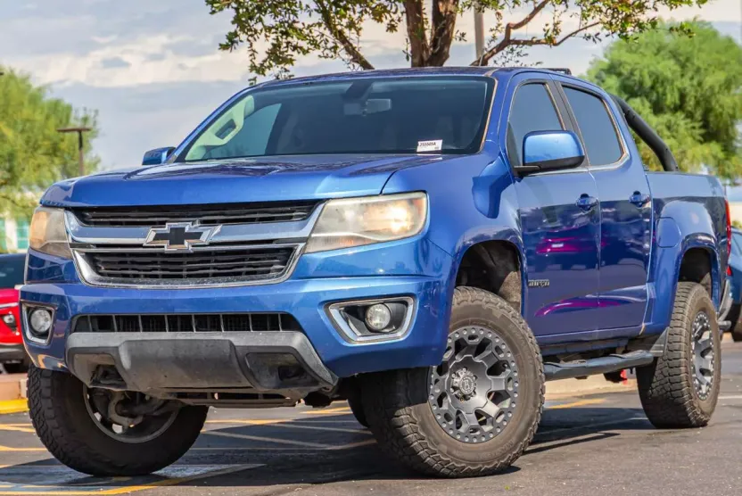2018 Chevrolet Colorado LT photo 1