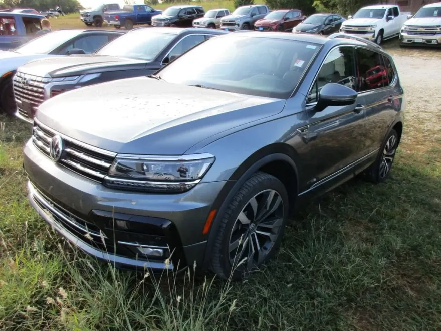 2021 Volkswagen Tiguan SEL Premium R-Line photo 1