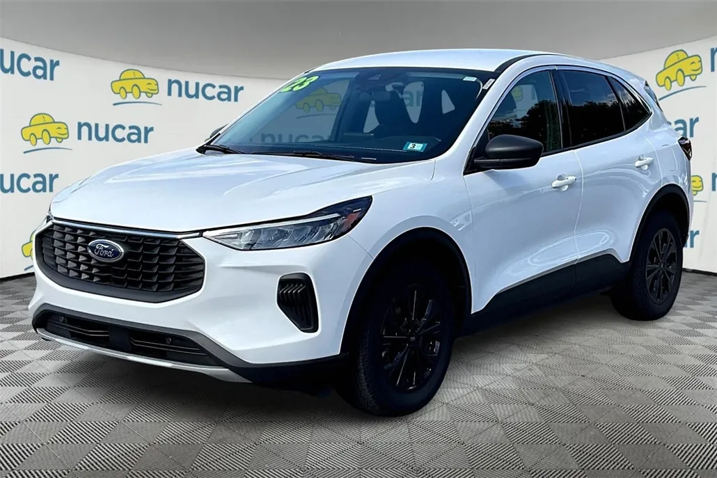 2023 Ford Escape Active photo 1