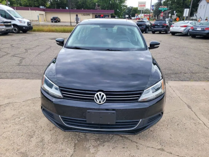 2013 Volkswagen Jetta SE photo 1