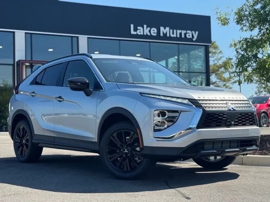 2025 Mitsubishi Eclipse Cross SEL photo 1