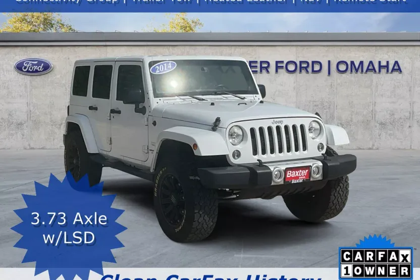 2014 Jeep Wrangler Unlimited Sahara photo 1