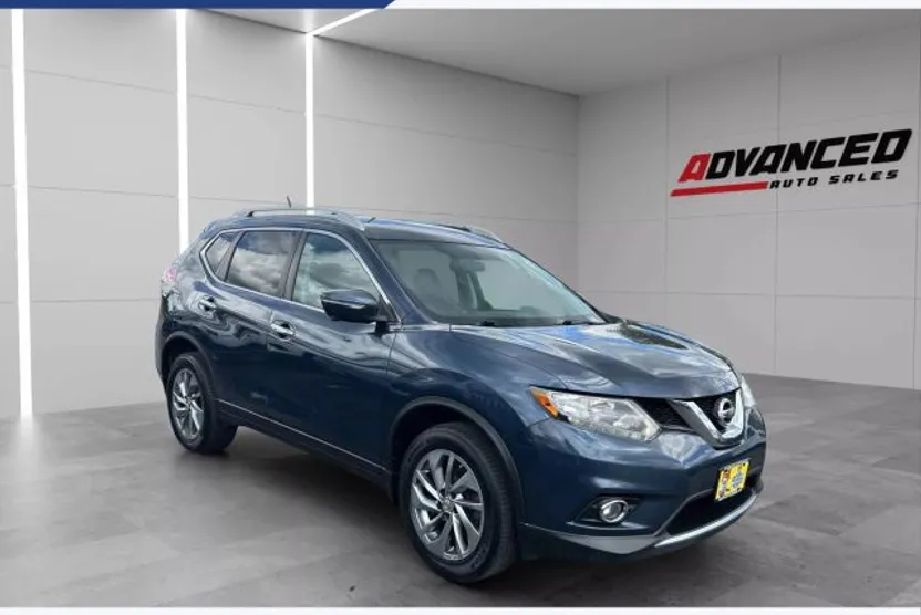 2015 Nissan Rogue SL photo 1