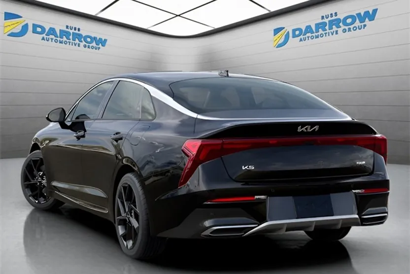 2026 Kia K5 GT-Line photo 1