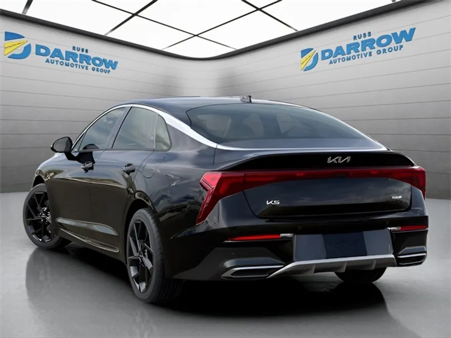 2026 Kia K5 GT-Line photo 1