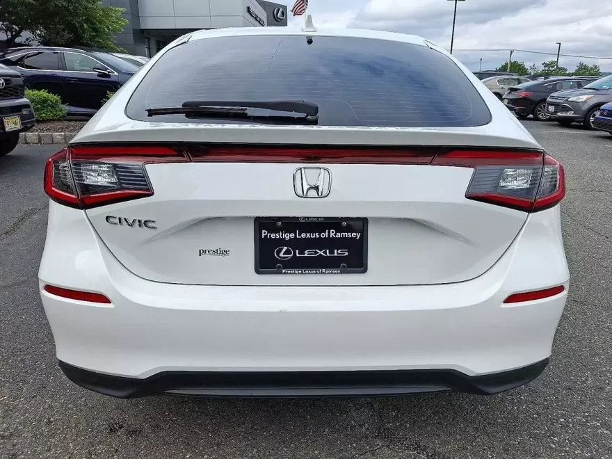 2022 Honda Civic Hatchback EX-L photo 4