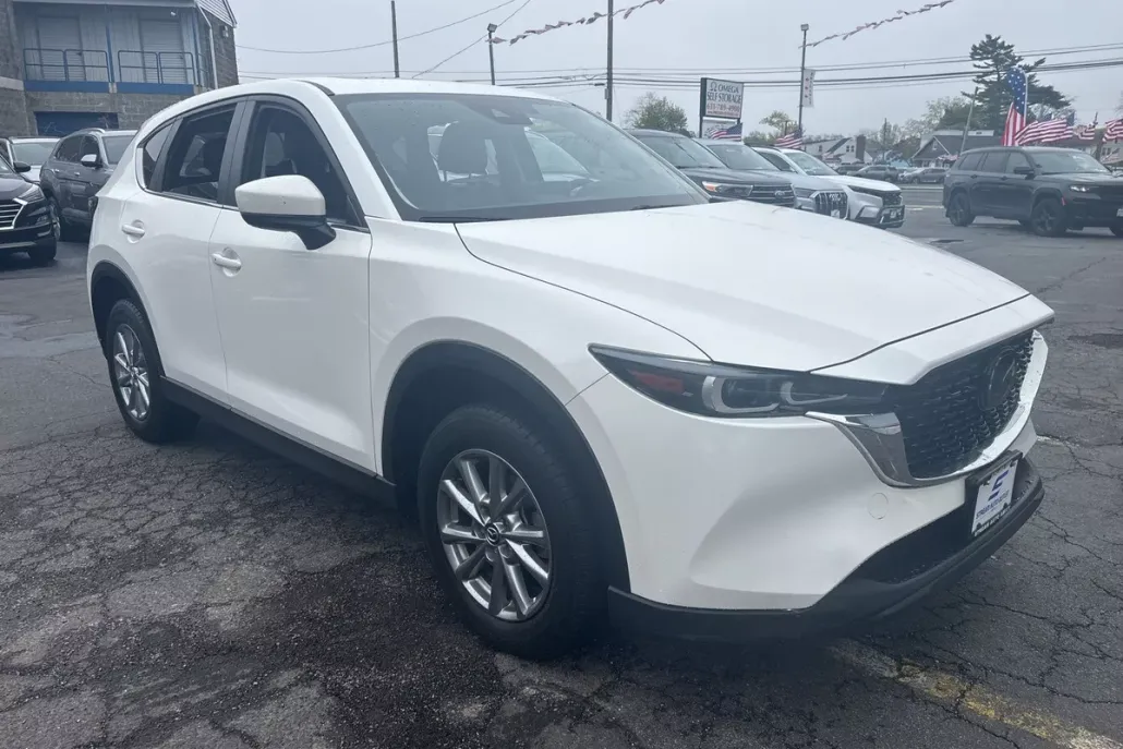 2022 Mazda CX-5 2.5 S Preferred photo 1