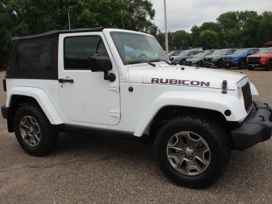2016 Jeep Wrangler Rubicon photo 1