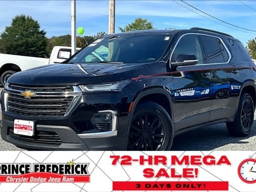 2023 Chevrolet Traverse Cloth photo 1