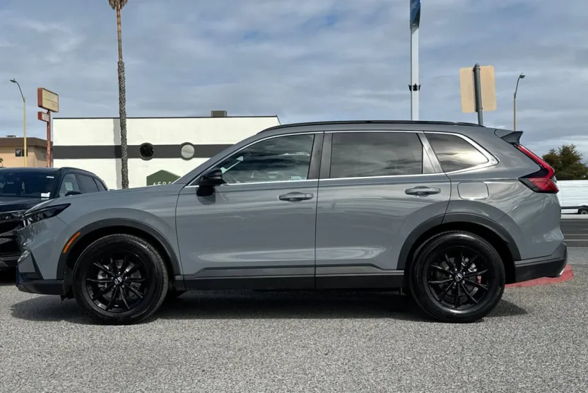 2023 Honda CR-V Hybrid Sport photo 1