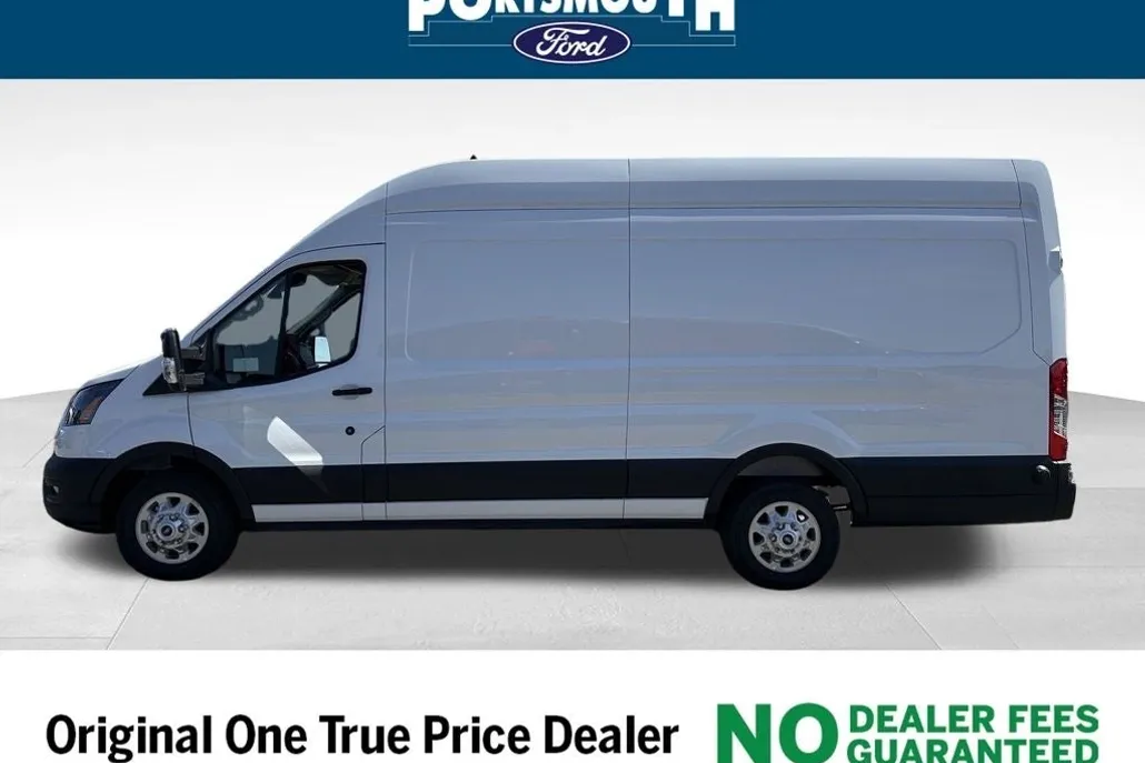 2025 Ford Transit photo 1