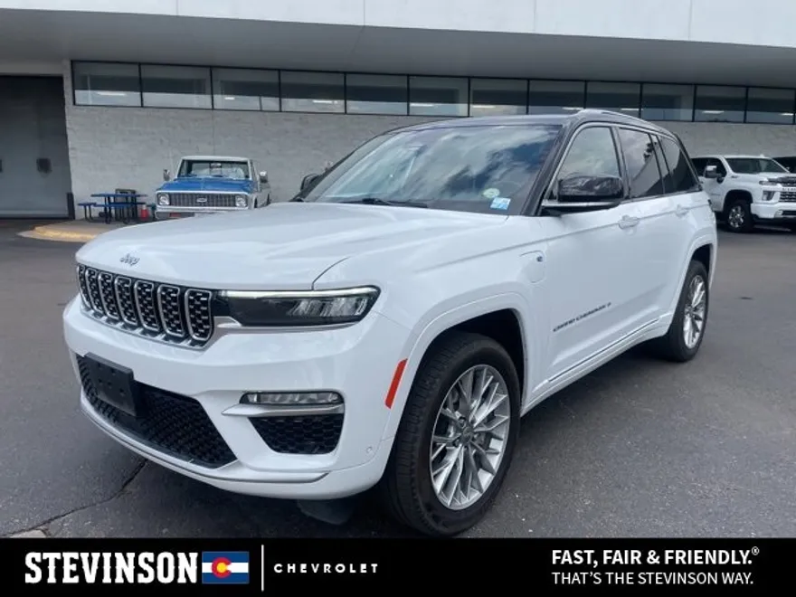 2023 Jeep Grand Cherokee 4xe Summit photo 1