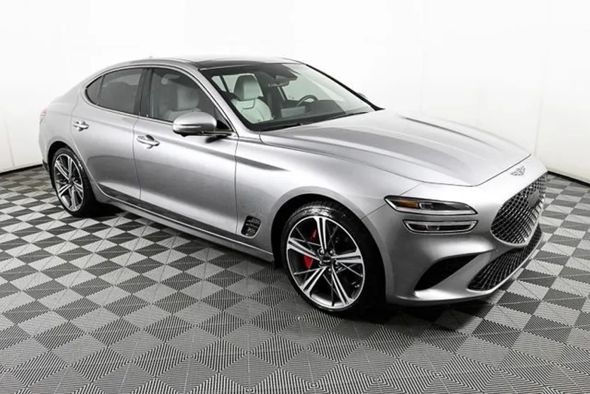 2025 Genesis G70 3.3T Sport Prestige photo 1