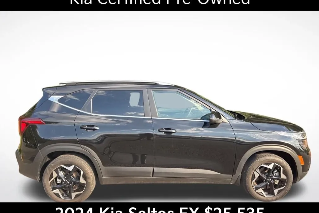 2024 Kia Seltos EX photo 1
