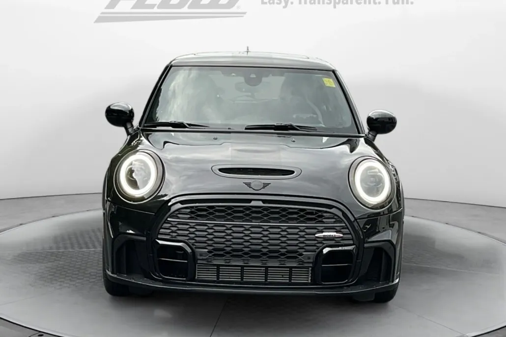 2024 Mini Cooper Hardtop John Cooper Works photo 1