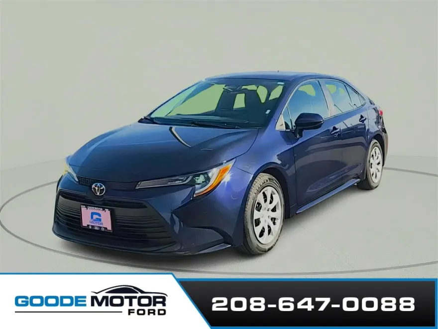 2023 Toyota Corolla LE photo 1