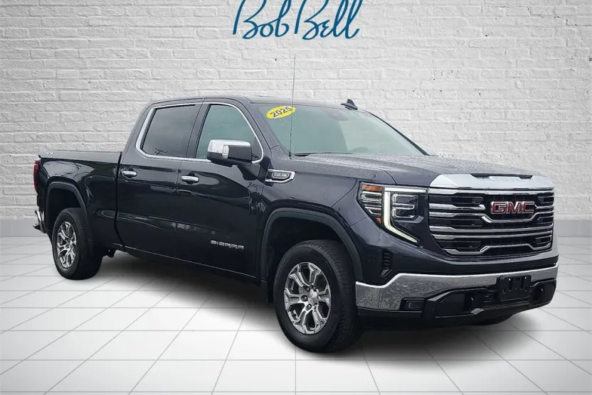 2023 Gmc Sierra SLT photo 1