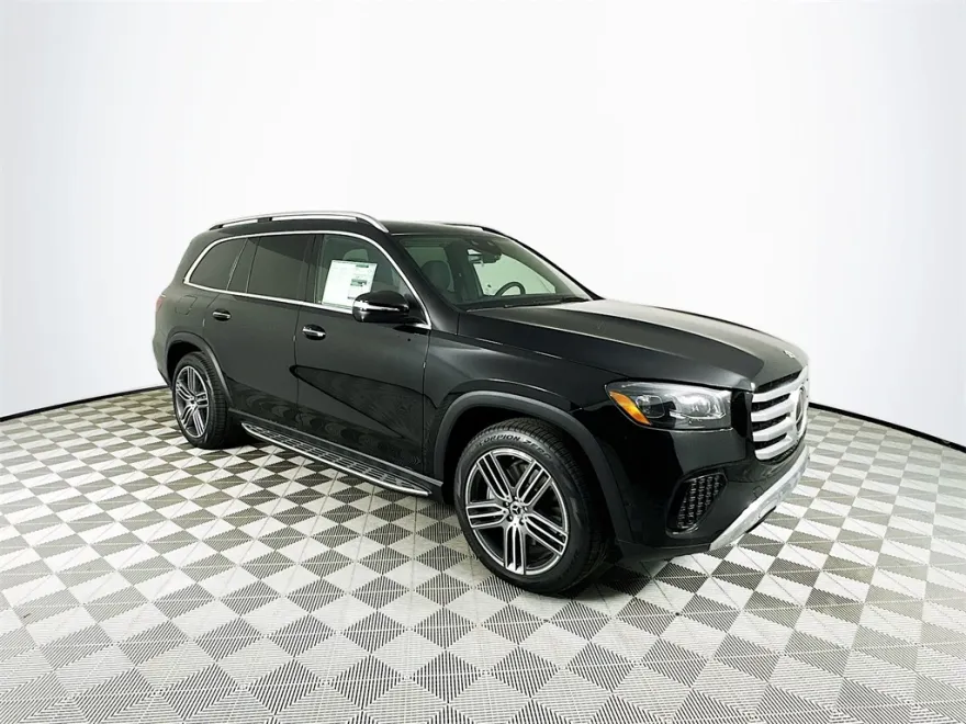2025 Mercedes Benz GLS 450 4MATIC photo 1