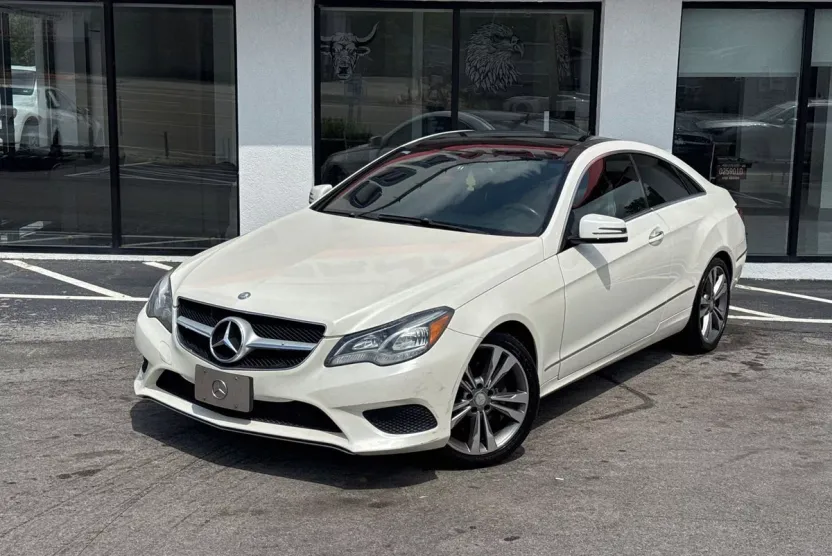 2014 Mercedes Benz E 350 photo 1