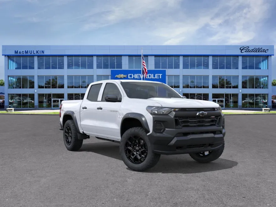 2026 Chevrolet Colorado Trail Boss photo 1