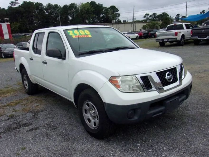 2016 Nissan Frontier S photo 1