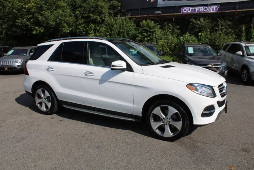 2016 Mercedes Benz GLE 350 4MATIC photo 1