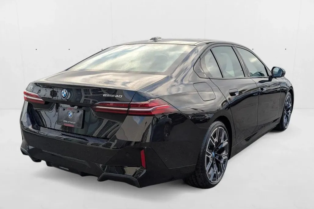 2025 Bmw i5 eDrive40 photo 1