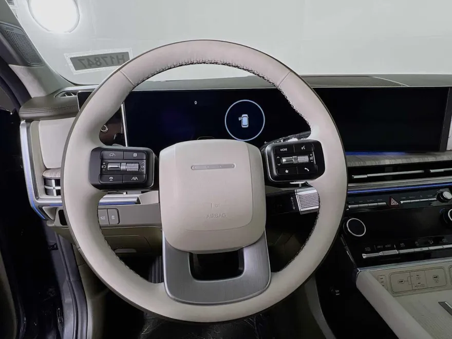 2025 Hyundai Santa Fe Calligraphy photo 1