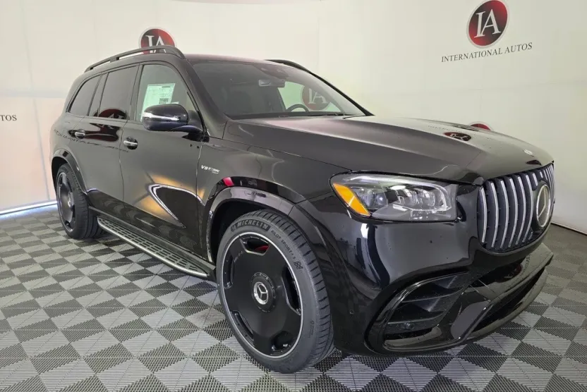 2026 Mercedes Benz GLS AMG 63 4MATIC photo 1