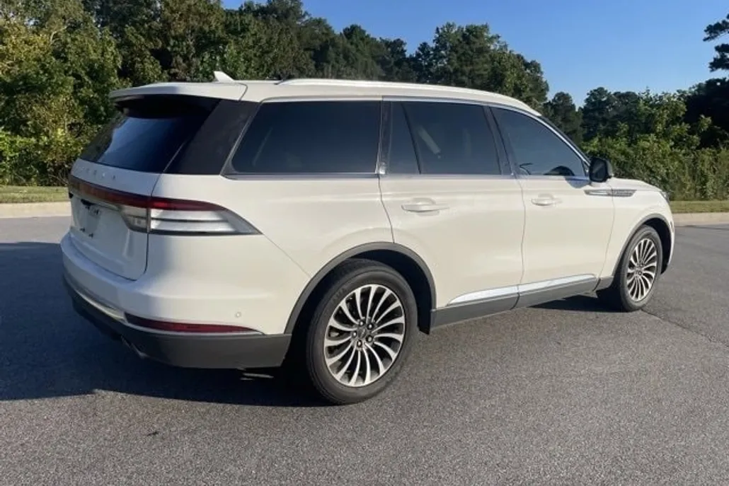 2022 Lincoln Aviator Reserve photo 1