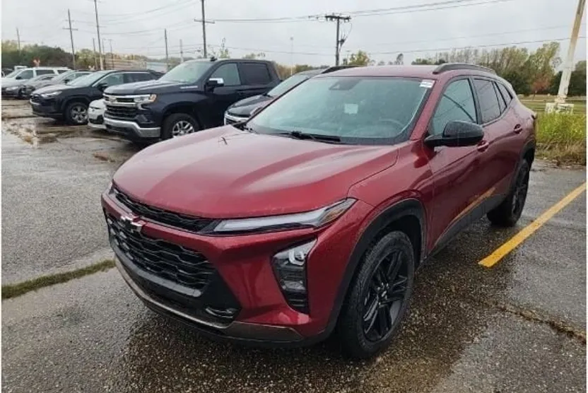 2024 Chevrolet Trax ACTIV photo 1