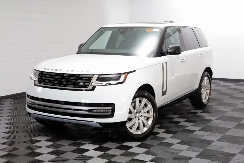 2025 Land Rover Range Rover SE photo 1
