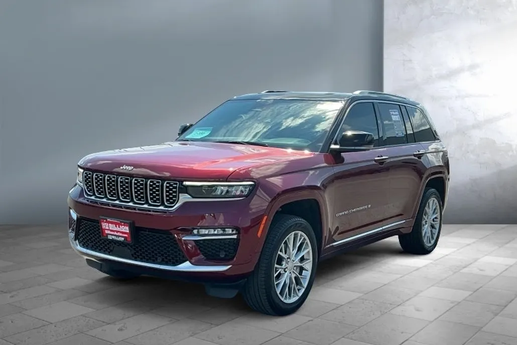 2024 Jeep Grand Cherokee Summit photo 1