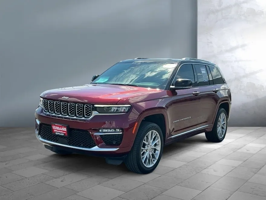 2024 Jeep Grand Cherokee Summit photo 1