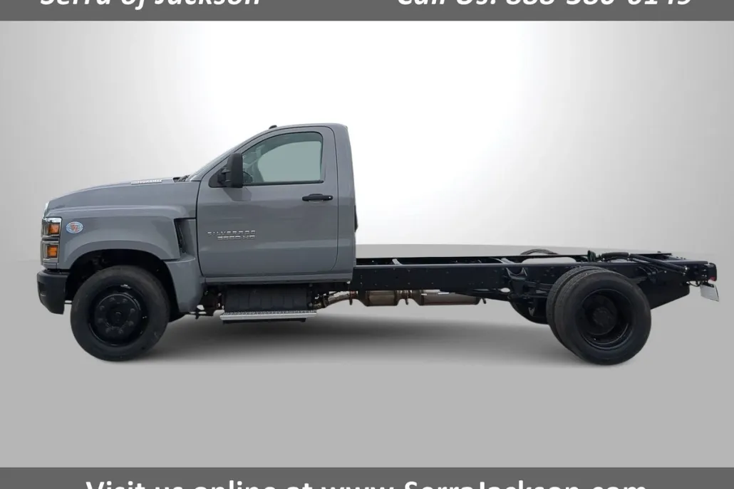 2024 Chevrolet Silverado 5500HD Work Truck photo 1