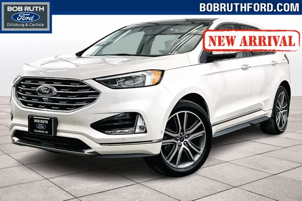 2019 Ford Edge Titanium photo 1