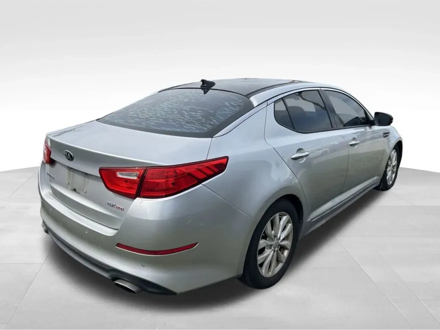 2014 Kia Optima EX photo 1