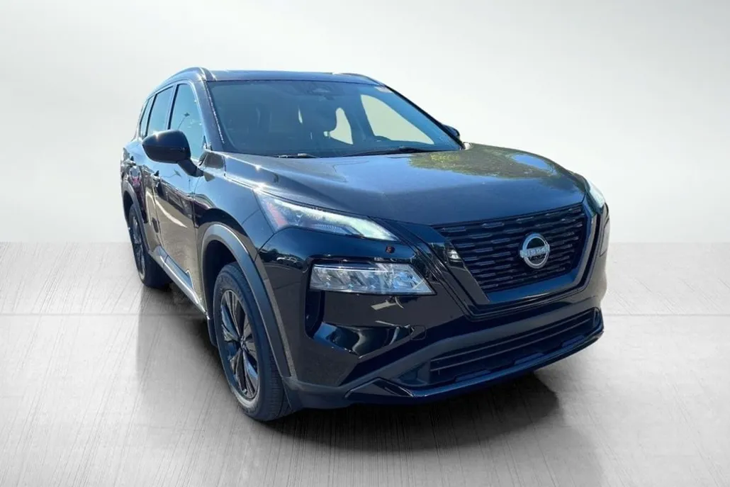 2023 Nissan Rogue SV photo 1