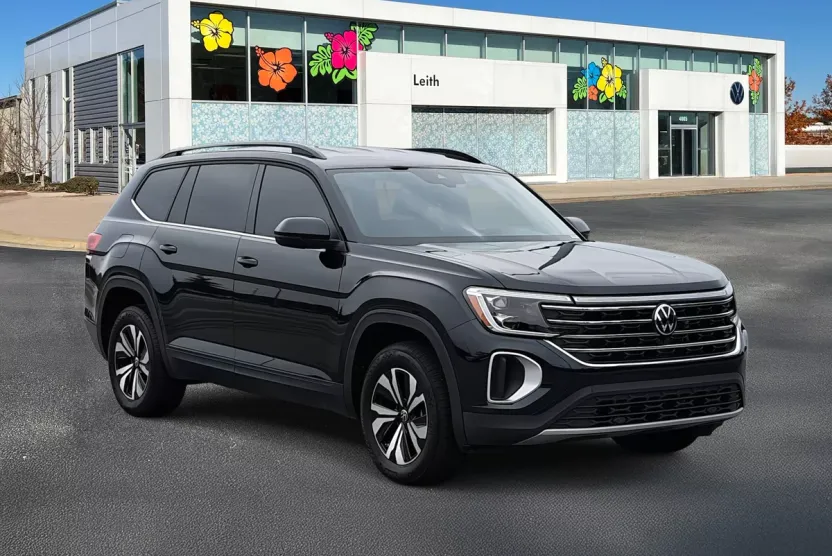 2024 Volkswagen Atlas SE photo 1